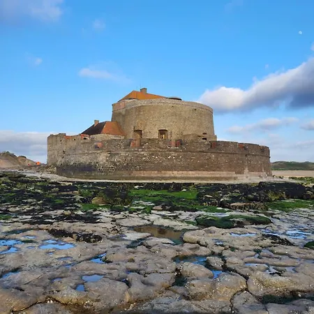 Des 2 Caps דירה 4*